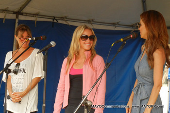 Images of ABC TV's General Hospital Nancy Lee, Julie Berman and Lisa LoCicero kick of American Cancer Society Relay for Life ceremonies in Hollywood over the weekend.